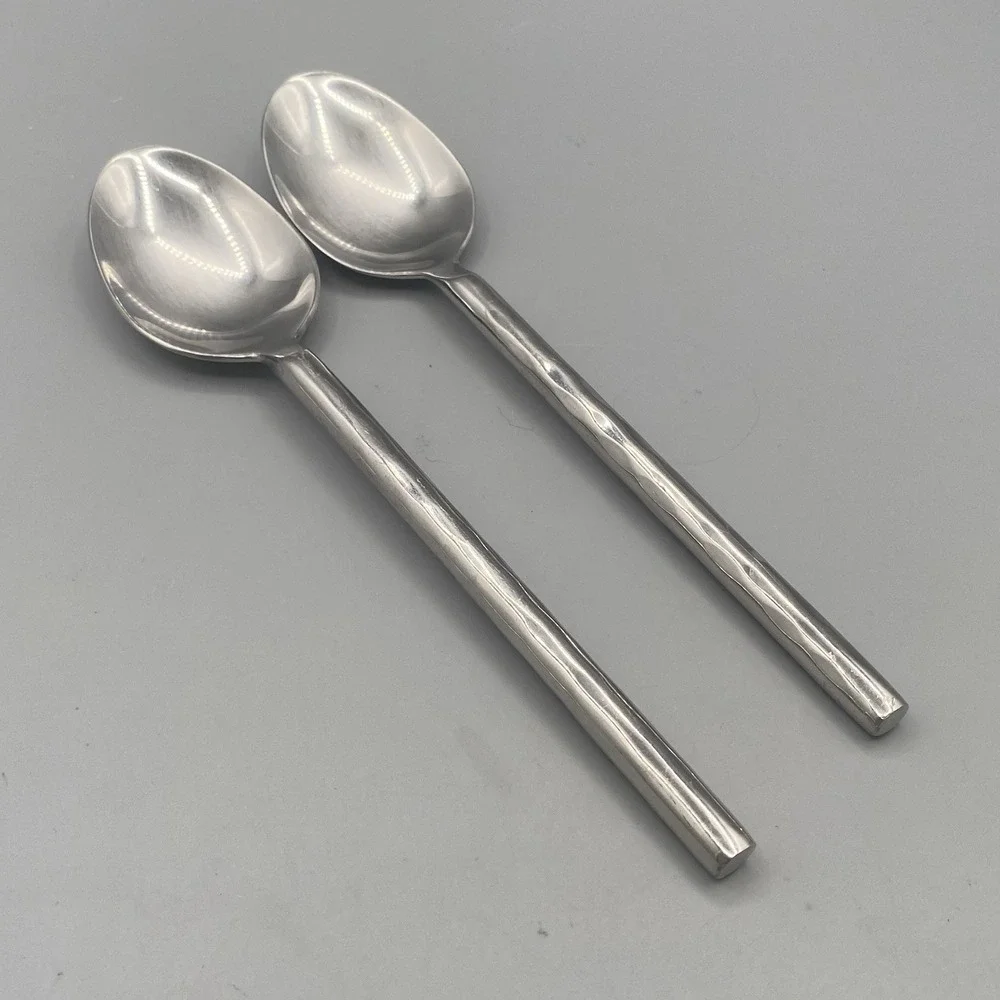 Pier One PII16 Oval SOUP SPOONS Hammered Glossy China 18/8 Stainless Place Table